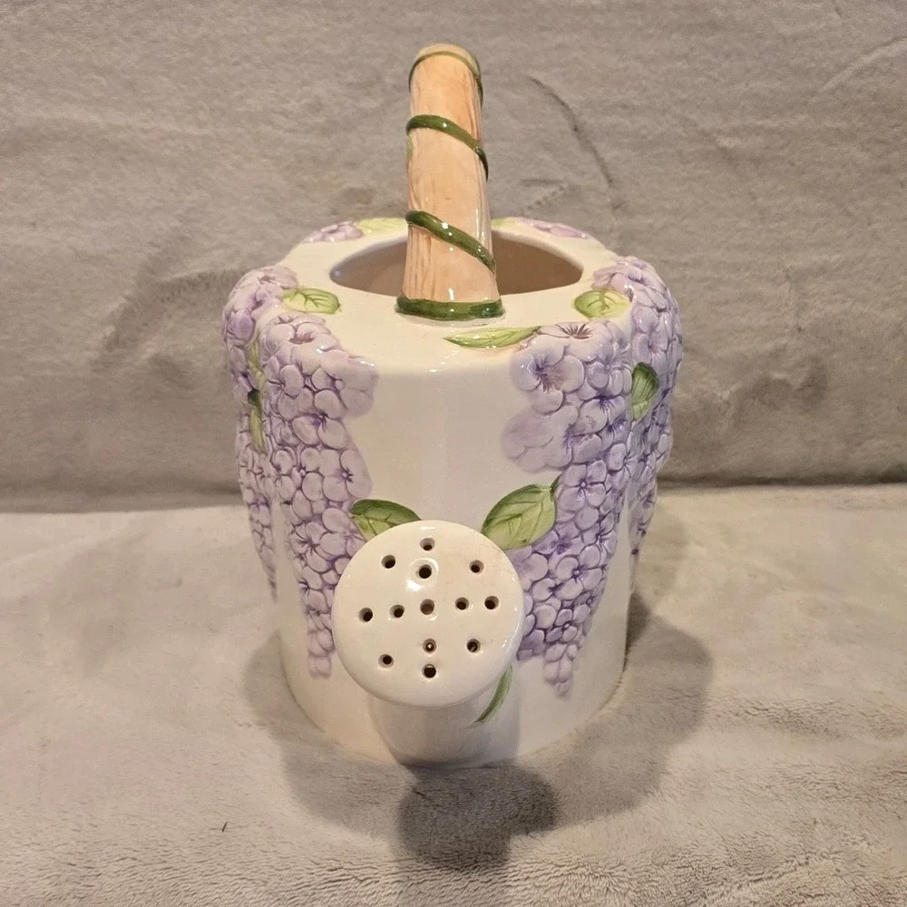 N/A charming ceramic